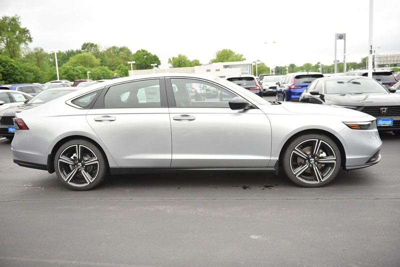Honda Accord Hybrid Vehicle Image 05
