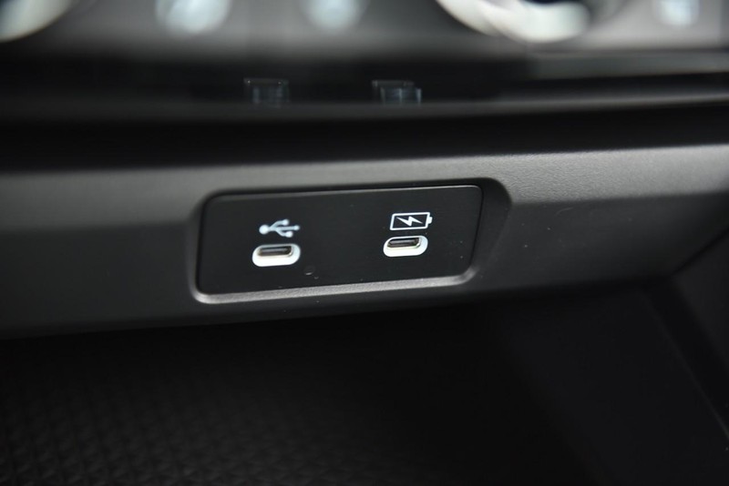 Honda Accord Hybrid Vehicle Image 13