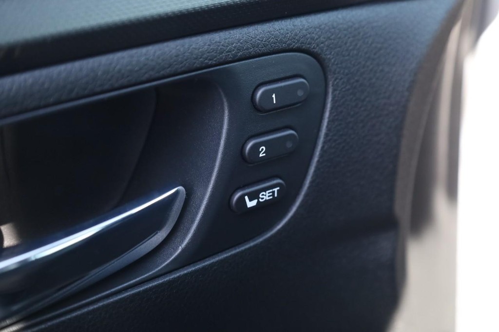 Honda Ridgeline Vehicle Image 11