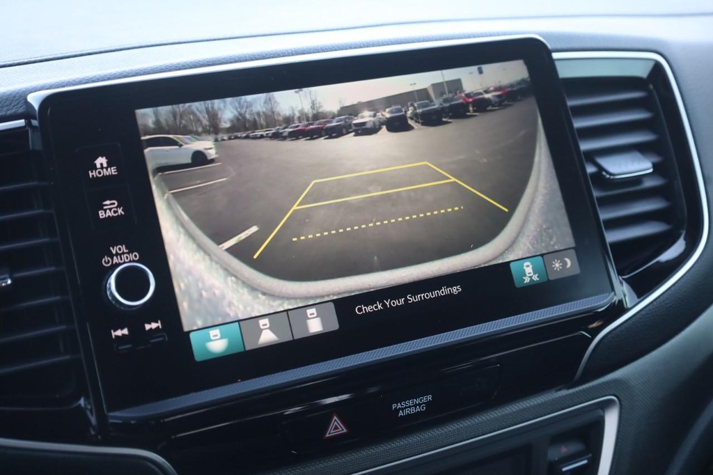 Honda Ridgeline Vehicle Image 15