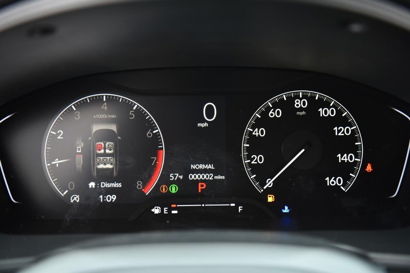 Honda Civic Hatchback Vehicle Image 11