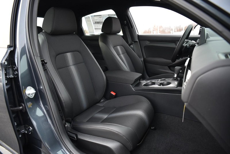 Honda Civic Hatchback Vehicle Image 20