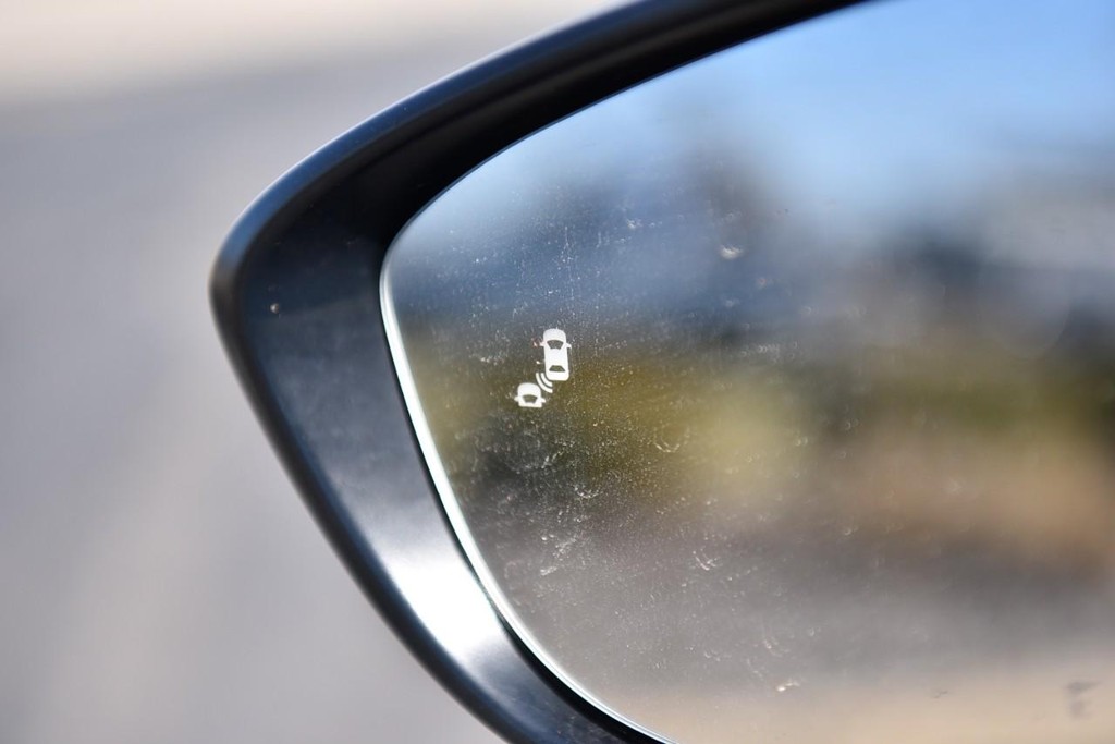 Honda Accord Hybrid Vehicle Image 09