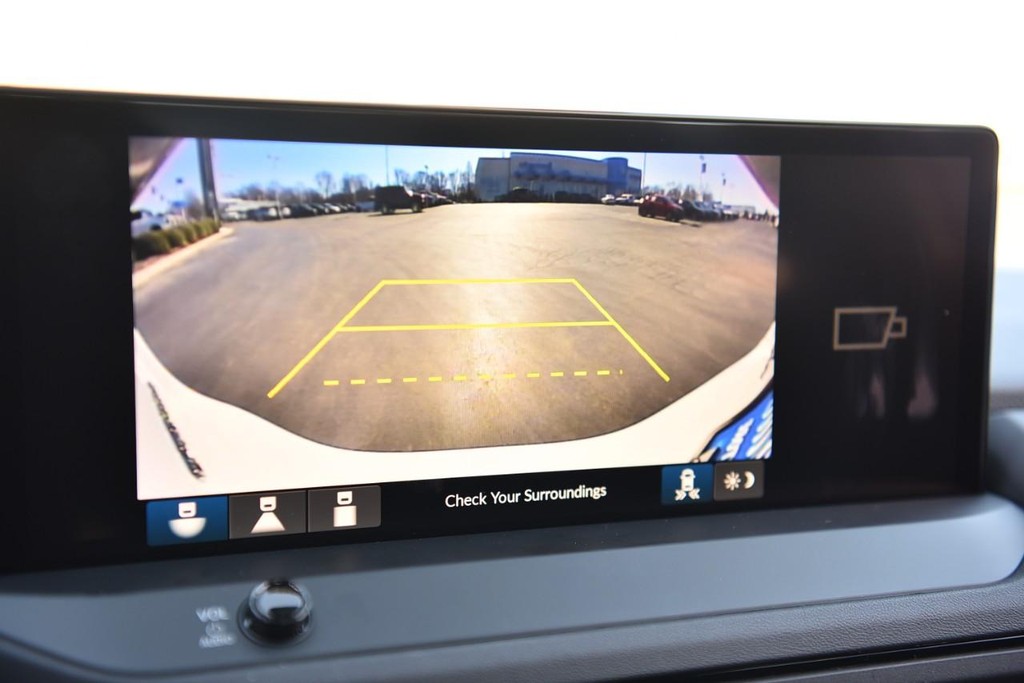 Honda Accord Hybrid Vehicle Image 11