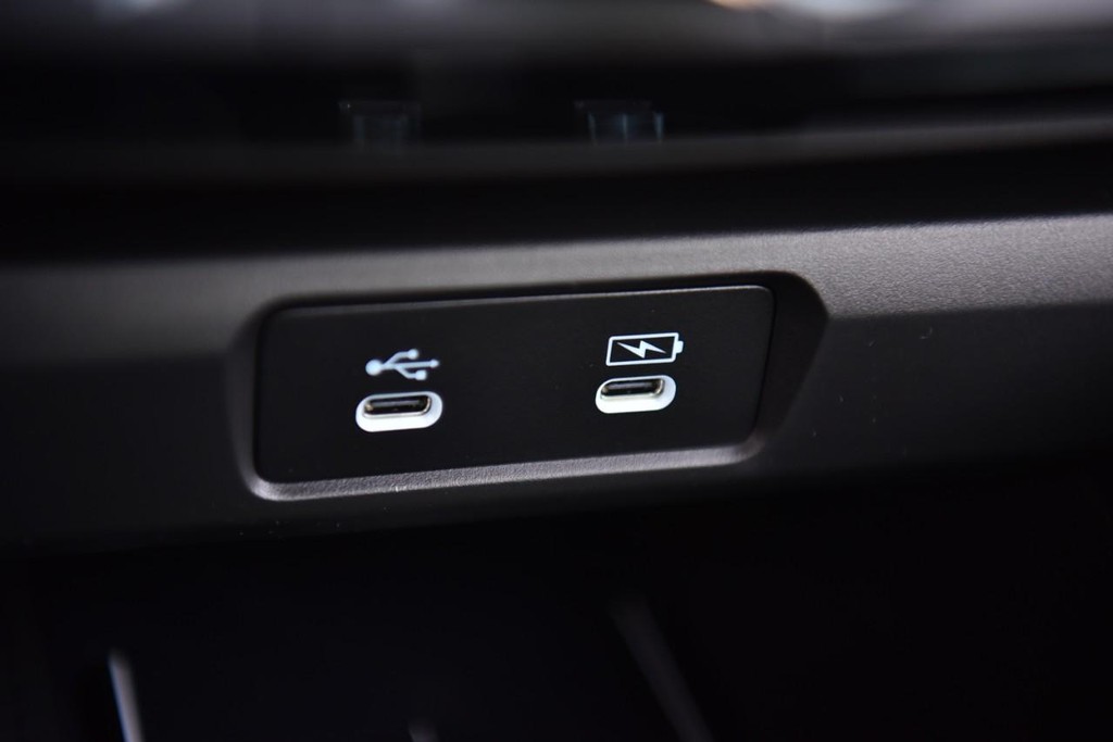 Honda Accord Hybrid Vehicle Image 13