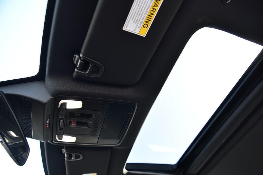 Honda Accord Hybrid Vehicle Image 21