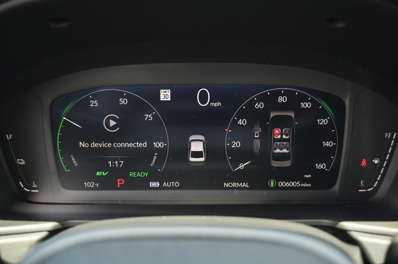 Honda Accord Hybrid Vehicle Image 10