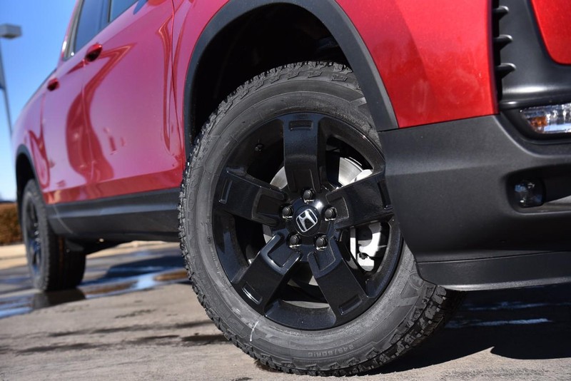 Honda Ridgeline Vehicle Image 03