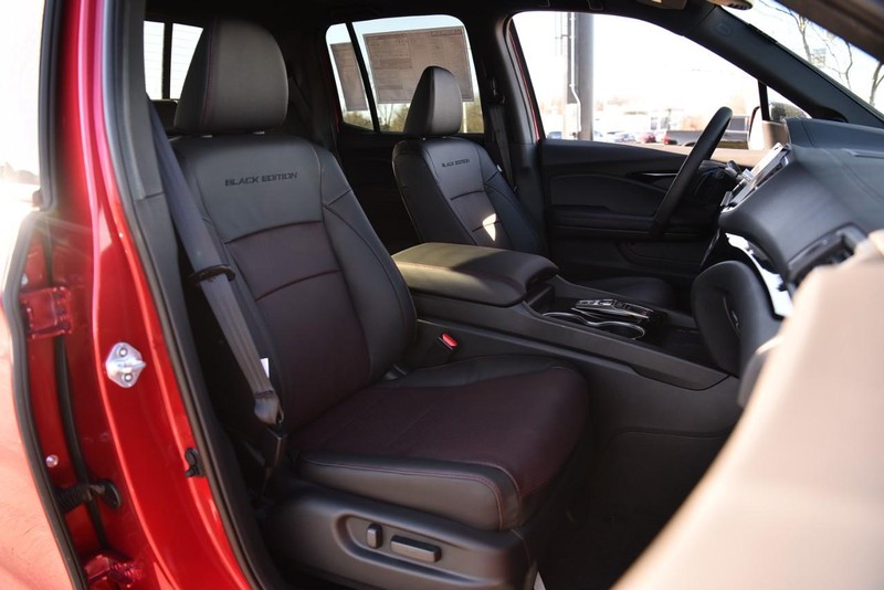 Honda Ridgeline Vehicle Image 25