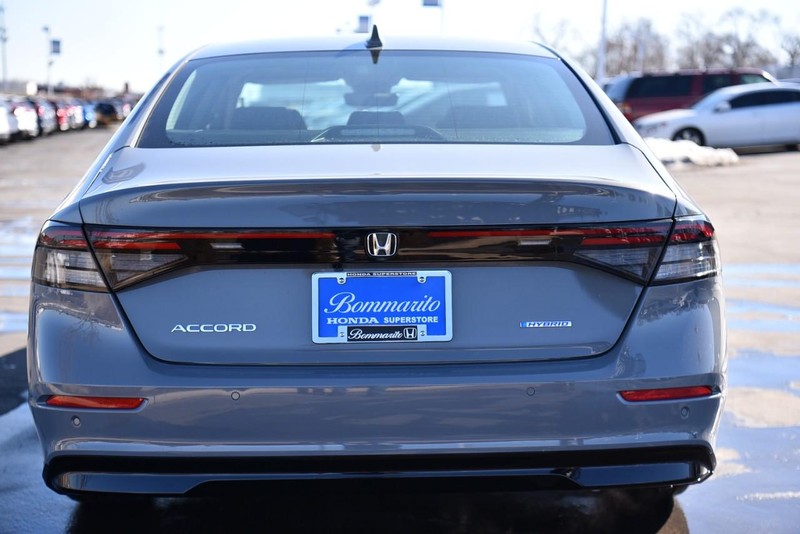 Honda Accord Hybrid Vehicle Image 06