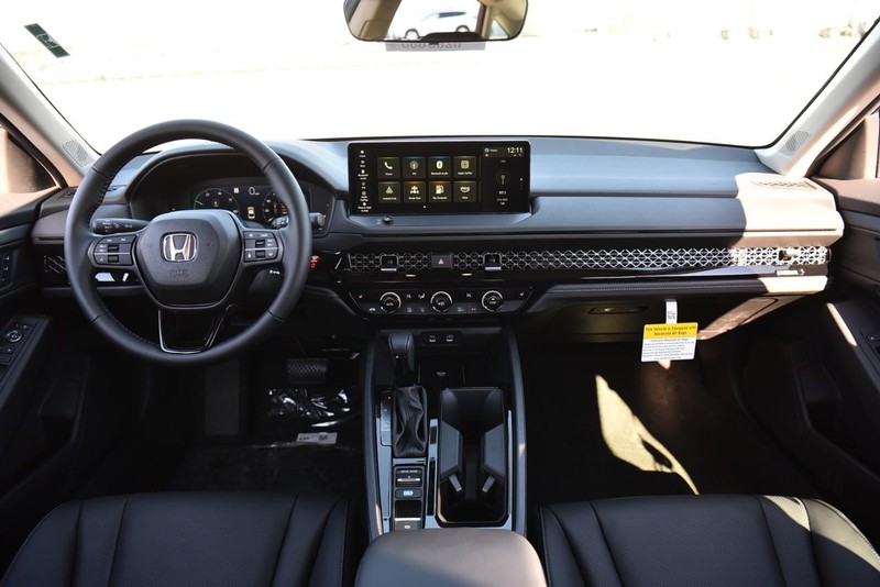 Honda Accord Hybrid Vehicle Image 07