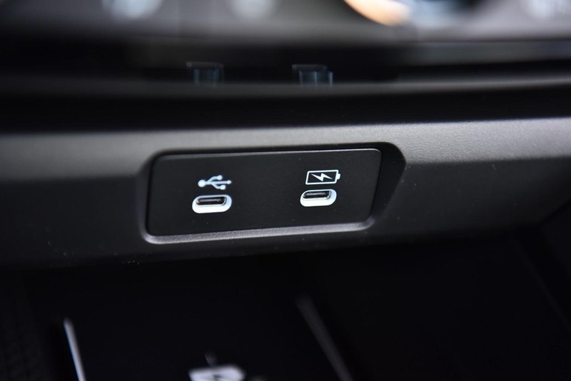 Honda Accord Hybrid Vehicle Image 14