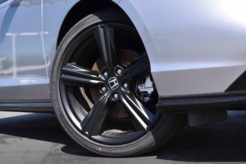 Honda Accord Hybrid Vehicle Image 03
