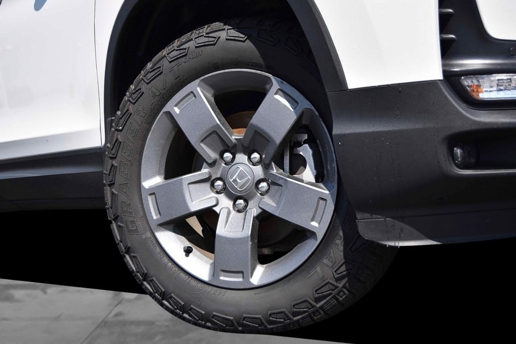 Honda Ridgeline Vehicle Image 03