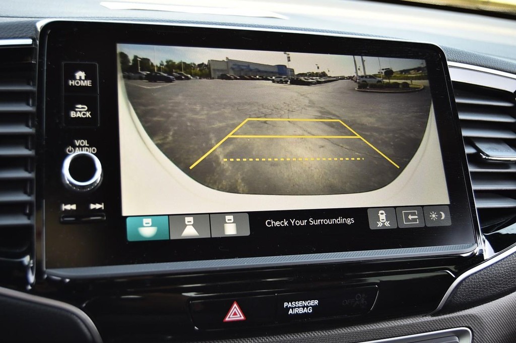 Honda Ridgeline Vehicle Image 15