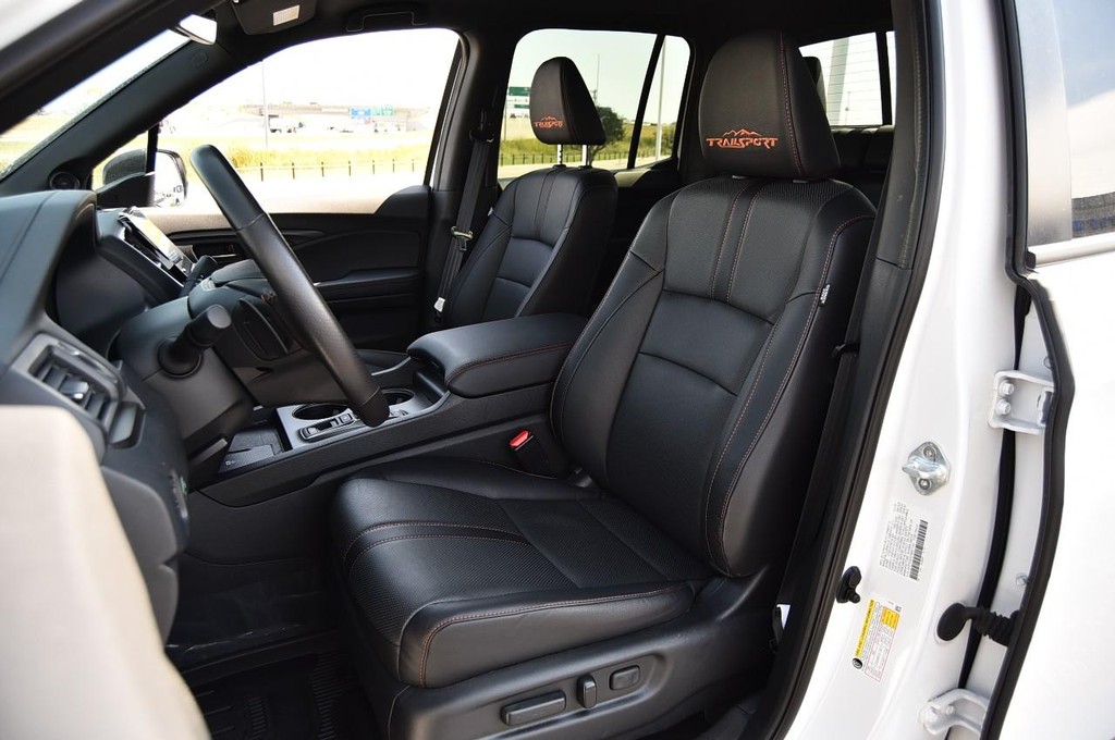 Honda Ridgeline Vehicle Image 24