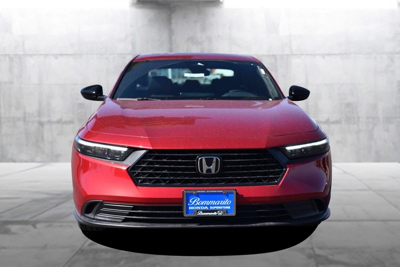 Honda Accord Hybrid Vehicle Image 04