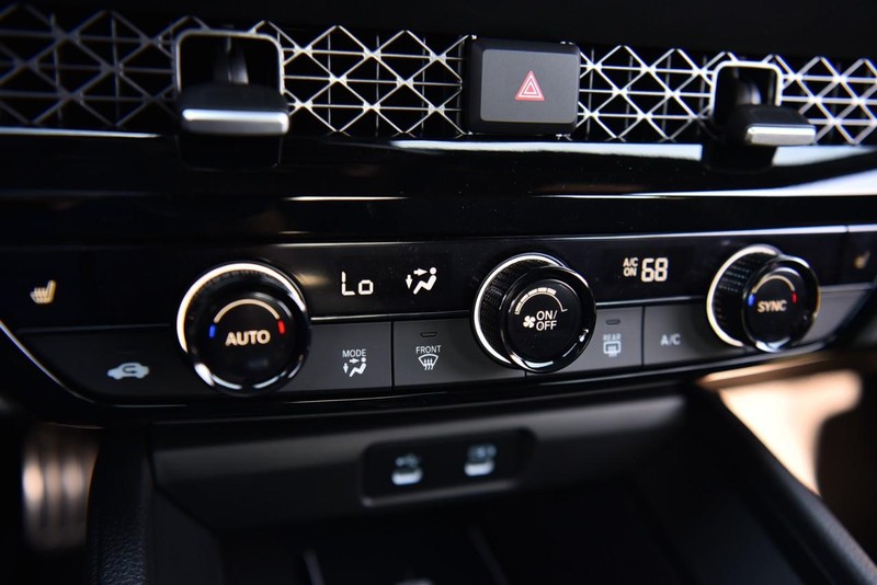 Honda Accord Hybrid Vehicle Image 12