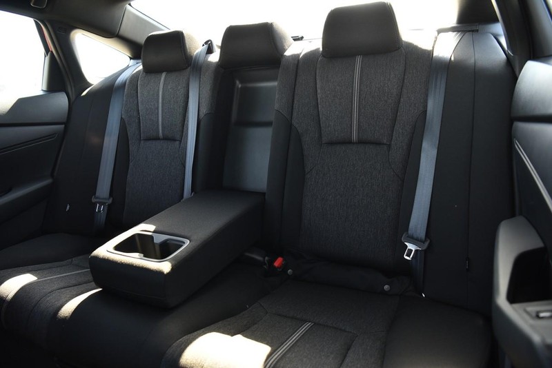 Honda Accord Hybrid Vehicle Image 21
