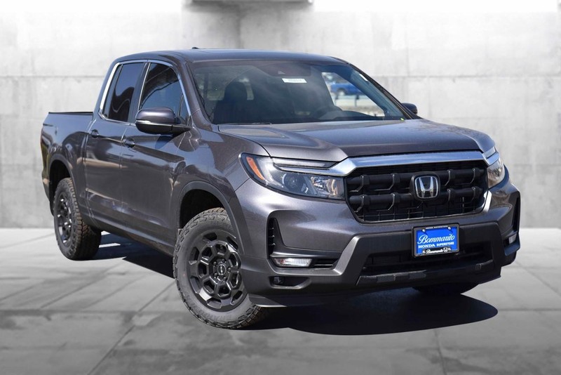 Honda Ridgeline Vehicle Image 02