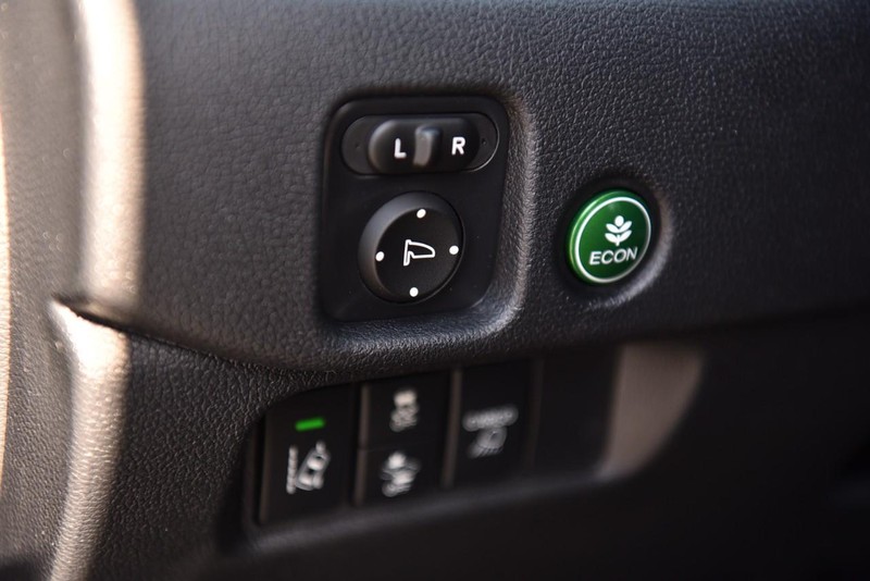 Honda Ridgeline Vehicle Image 13