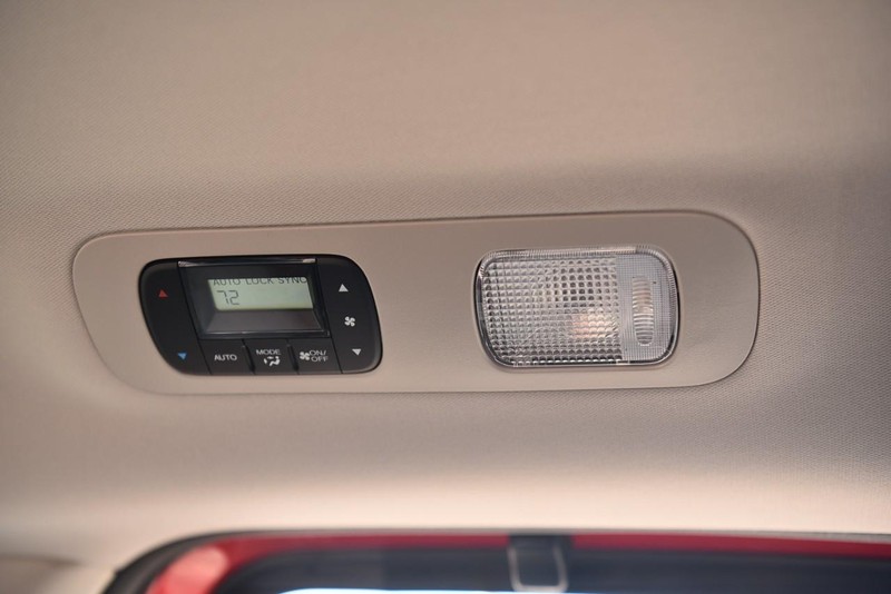 Honda Odyssey Vehicle Image 25