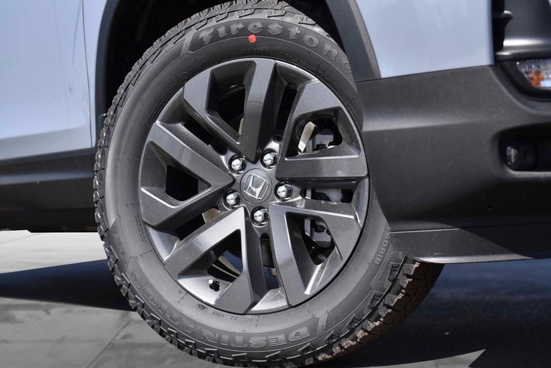 Honda Ridgeline Vehicle Image 03