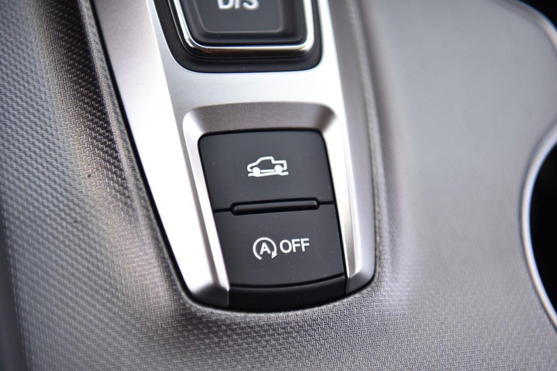 Honda Ridgeline Vehicle Image 18