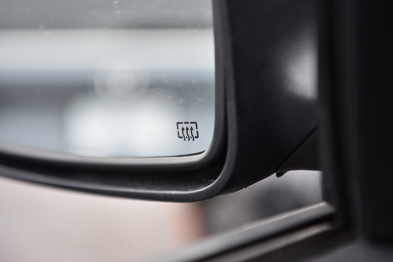 Chrysler 300 Vehicle Image 09