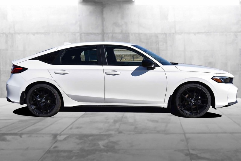 Honda Civic Hatchback Vehicle Image 05