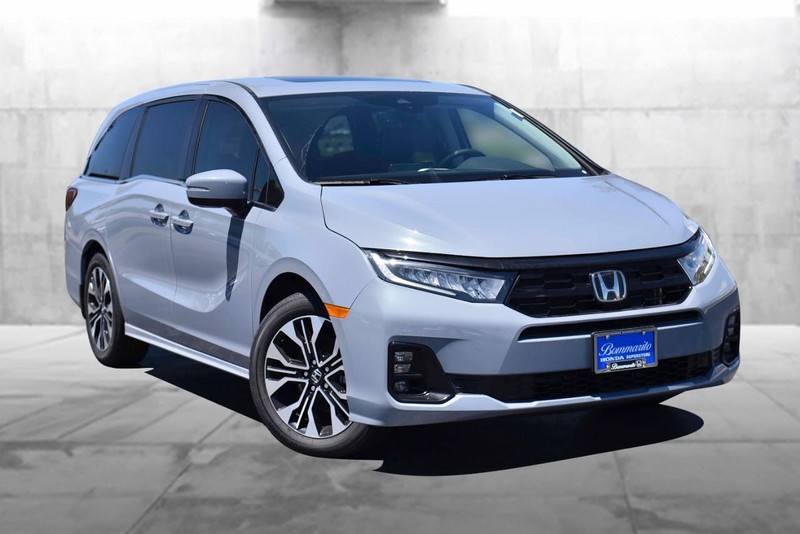 Honda Odyssey Vehicle Image 02