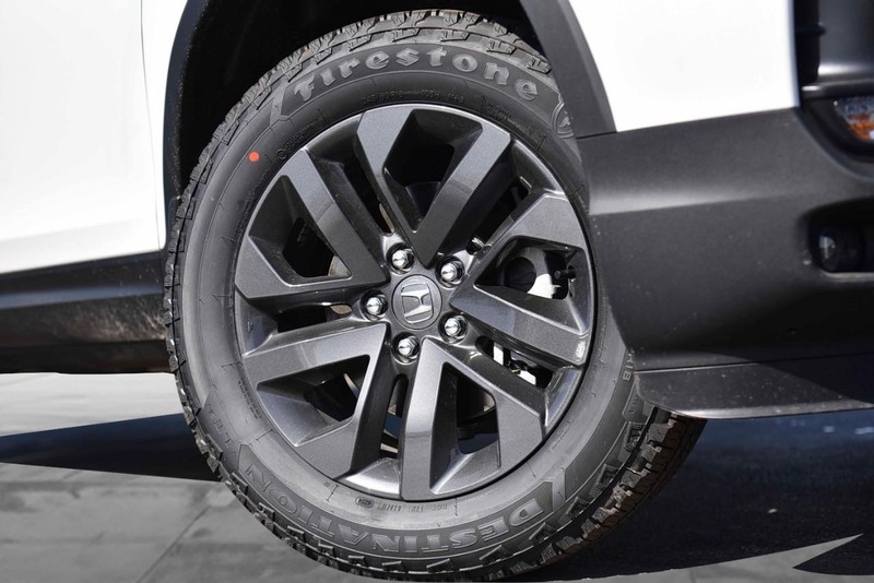 Honda Ridgeline Vehicle Image 03