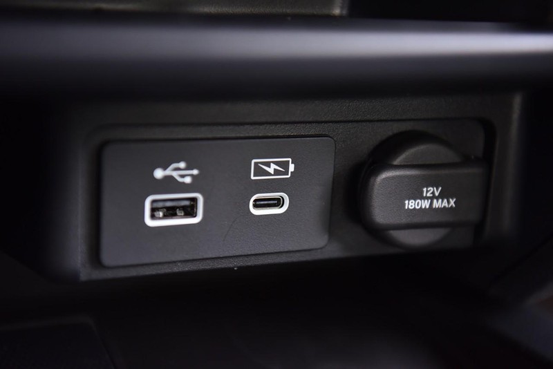 Honda Ridgeline Vehicle Image 16