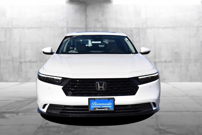 Honda Accord Hybrid Vehicle Image 04