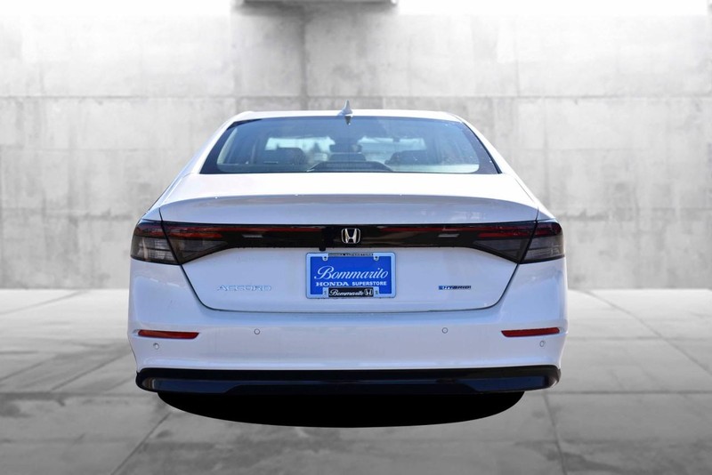 Honda Accord Hybrid Vehicle Image 07