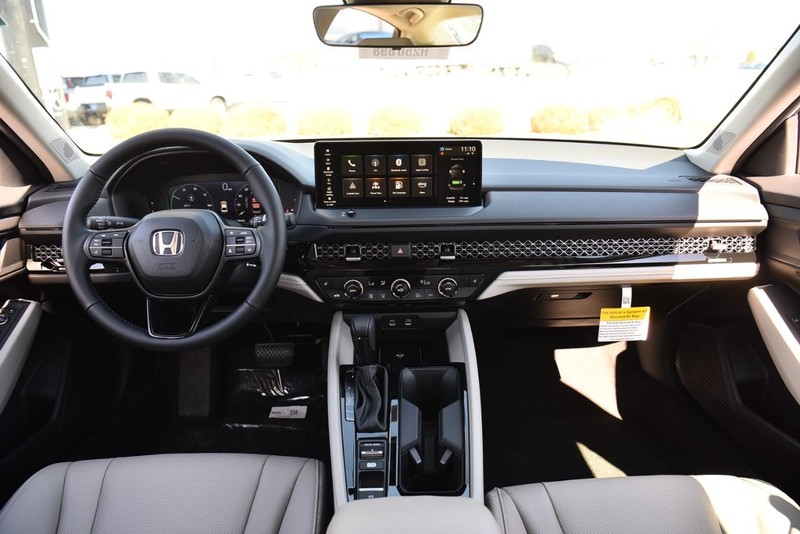 Honda Accord Hybrid Vehicle Image 08