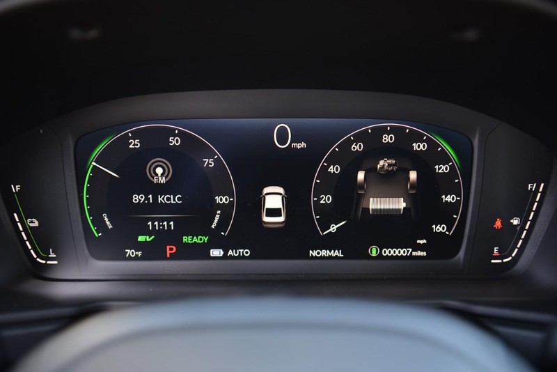 Honda Accord Hybrid Vehicle Image 12