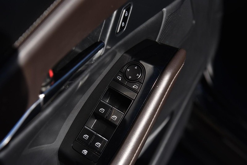 Mazda CX-30 Vehicle Image 08