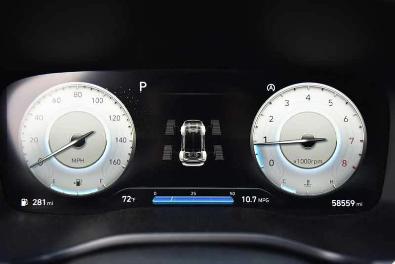Hyundai Santa Fe Vehicle Image 12