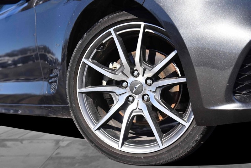 Genesis G70 Vehicle Image 03