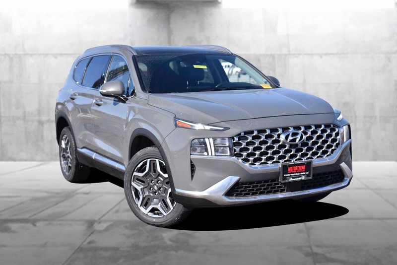 Hyundai Santa Fe Hybrid Vehicle Image 02