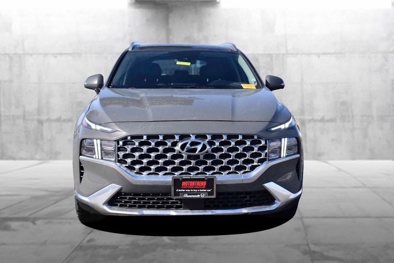 Hyundai Santa Fe Hybrid Vehicle Image 04