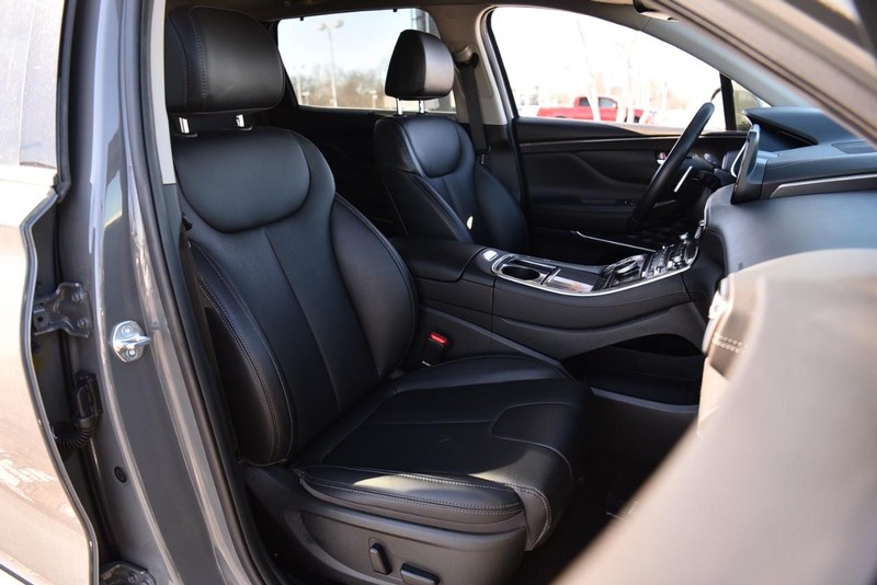 Hyundai Santa Fe Hybrid Vehicle Image 20