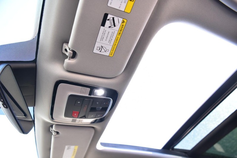 Hyundai Santa Fe Hybrid Vehicle Image 21