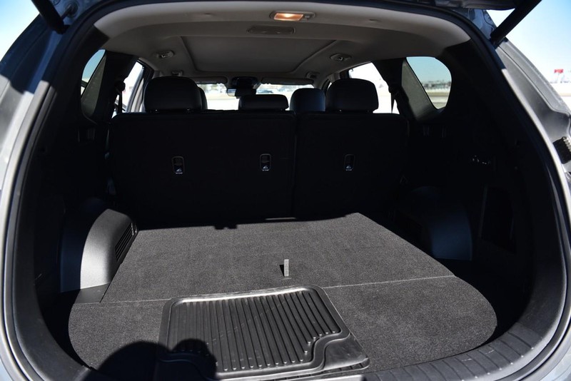 Hyundai Santa Fe Hybrid Vehicle Image 25
