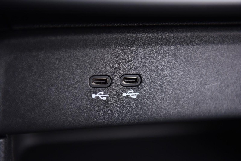 Honda Prologue Vehicle Image 15