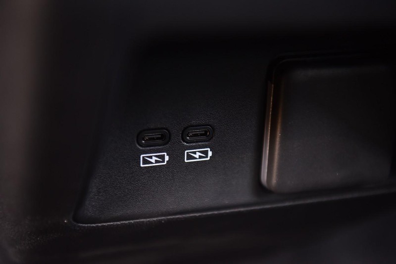 Honda Prologue Vehicle Image 24
