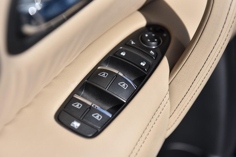 Nissan Armada Vehicle Image 08