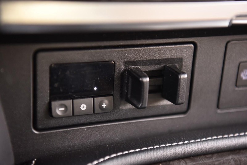 Nissan Armada Vehicle Image 15