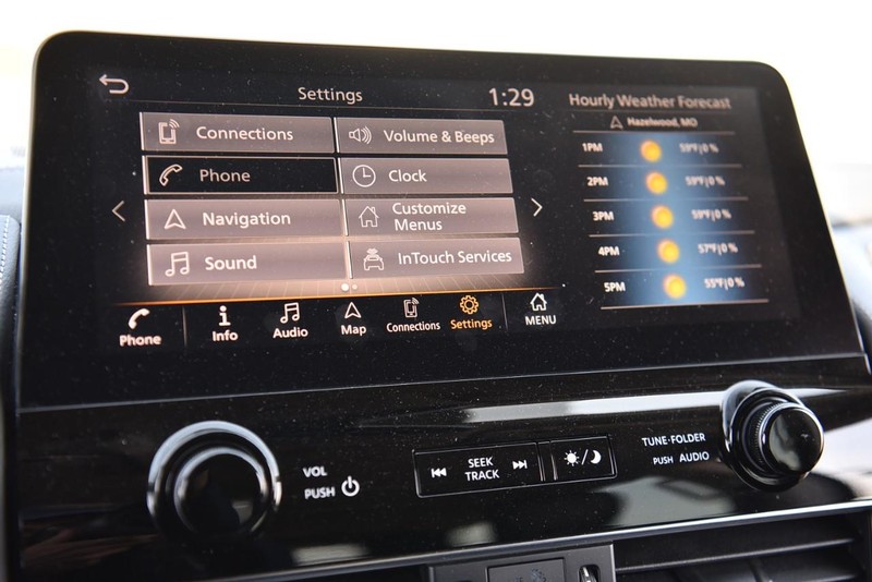 INFINITI QX80 Vehicle Image 18